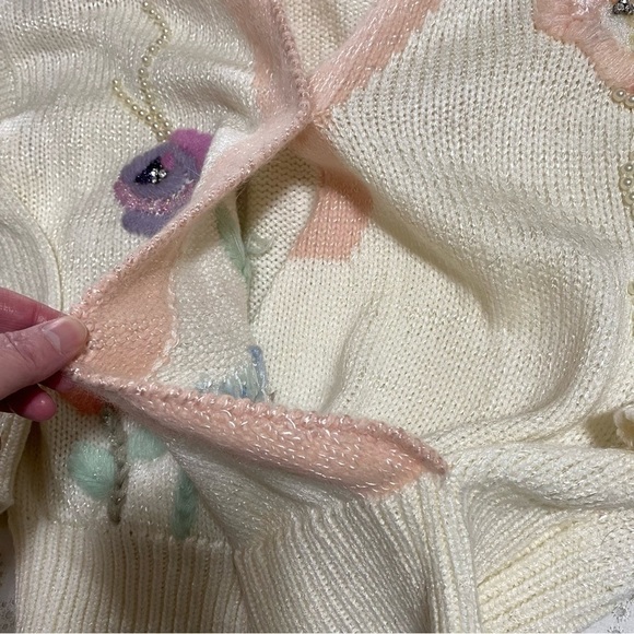 Vintage embellished wrap sweater size M - Picture 4 of 13